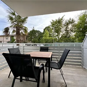 https://residence-eva-carraro-immobiliare-jesolo-family-apartments.hotelinveneto.com